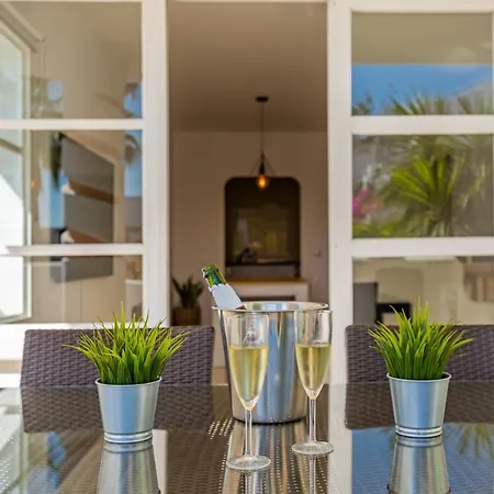 Ground Floor At Matchroom Country Club *