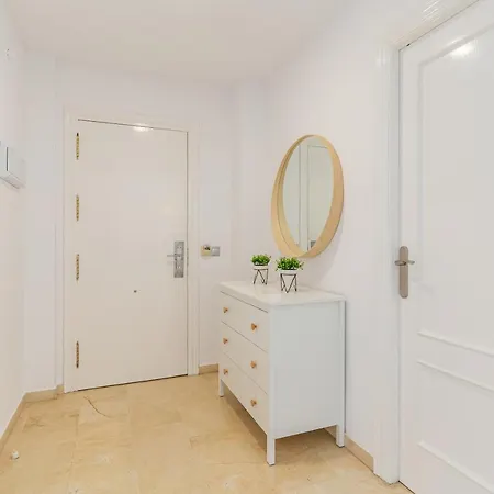 Ground Floor At Matchroom Country Club Apartment