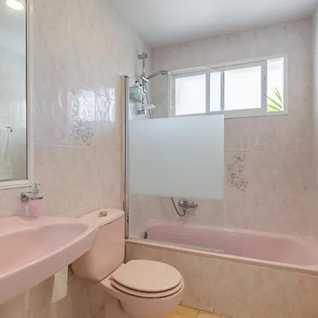 Ground Floor At Matchroom Country Club פואנגירולה